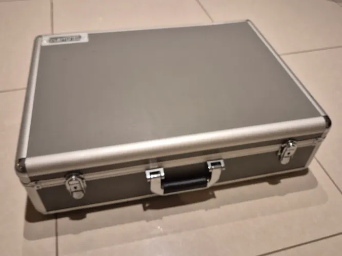 Hard Case Pedaltrain 60x44x17cm com Pedalboard 56x32cm