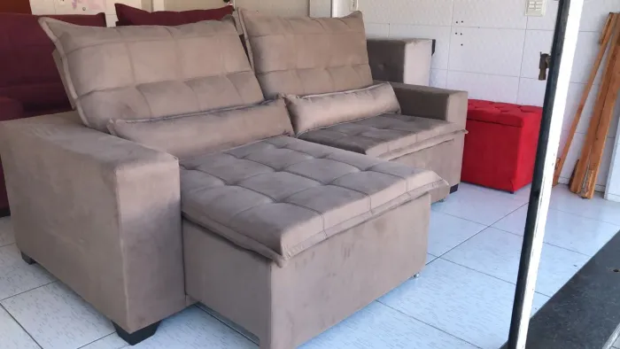 SOFÁ RETRÁTIL E RECLINÁVEL