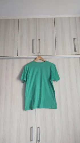 Camisa masculina verde. M