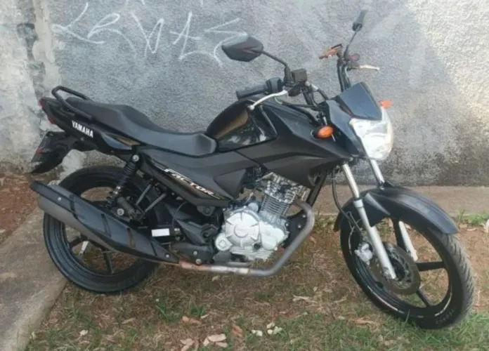 Moto YAMAHA 125 zera Factor 