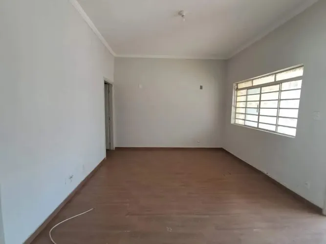 Casa à venda, 2 quartos, 1 vaga, Centro - Limeira/SP