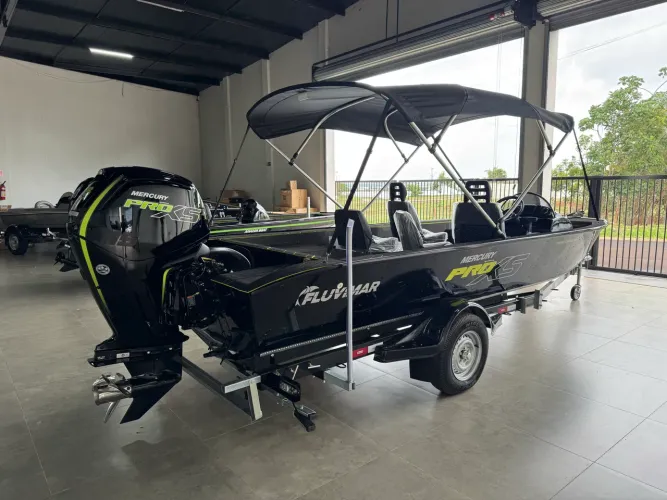 Lancha Fluvimar yankee 195 com 115 proxs