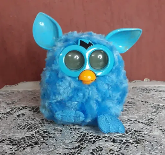  BRINQUEDO À PILHA IMPORTADO/ SEMI NOVO