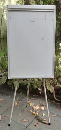 Cavalete Quadro Branco tripé