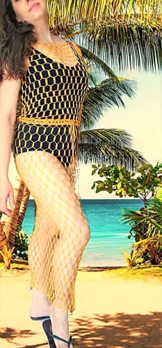 Vestido Saída de Praia em Crochê com Fio Dourado Brilhante