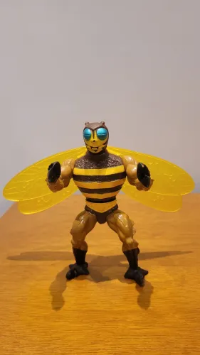 BONECO ABELHAO COLEÇÃO HE MAN ESTRELA ANOS 80 ZERO