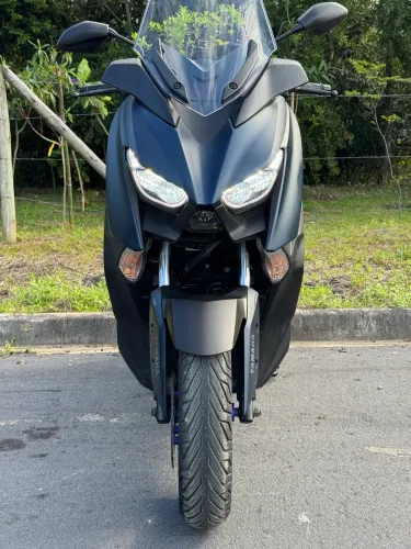 Xmax 2023 cautelar 100% aprovada só venda 