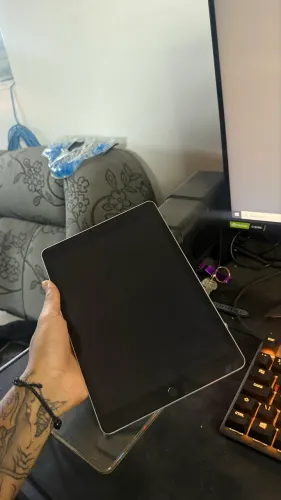 iPad 9 64gb Prata 