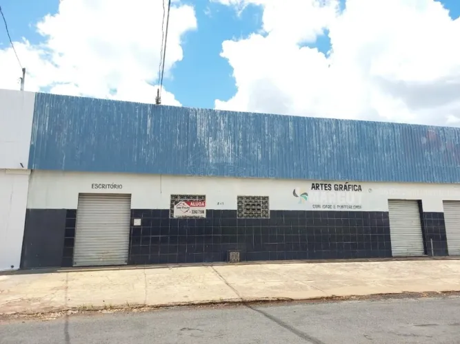 Locação de Comercial / Barracão/Galpão na cidade de Américo Brasiliense