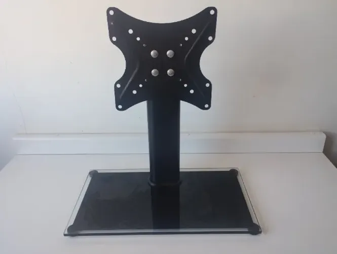 Suporte, base de mesa para TV televisão Marca: Giant Innovation Modelo inovado, elegante B