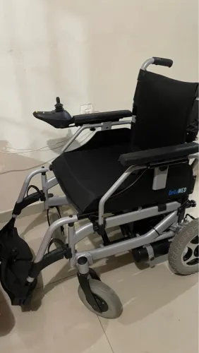 Cadeira de Rodas Elétrica DeltaMED