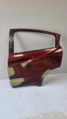 Porta Traseira esquerda Honda Hrv 2023/2024 Original