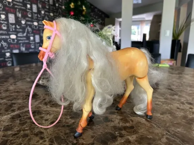 barbie anos 2000 - cavalo tawny
