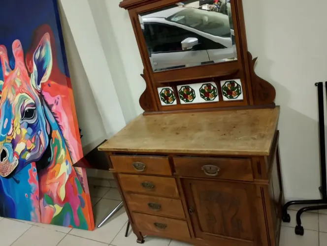 Penteadeira com espelho, restaurada, década 1940/1950