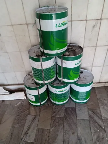 Vendo lata vazia 20 lt