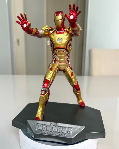 Homem de Ferro Action Figure boneco