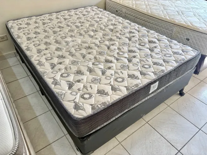 Cama box de casal Ortobom , cama de casal