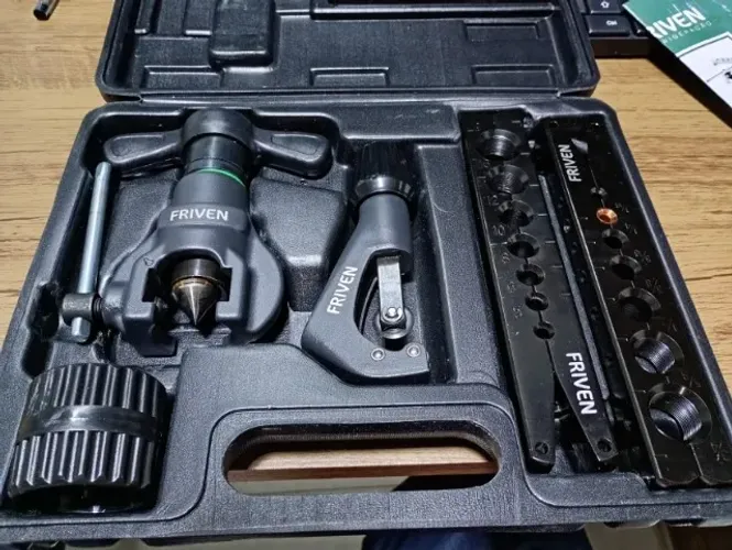 FLANGEADOR EXCÊNTRICO RCT-808
