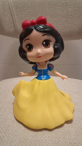 Boneca Branca de Neve dançarina