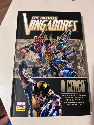 Os Novos Vingadores O Cerco - Marvel Deluxe