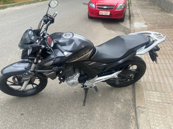 Cb Twister 250 vendo ou troco