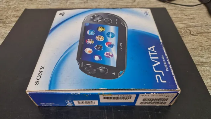Playstation Vita na caixa