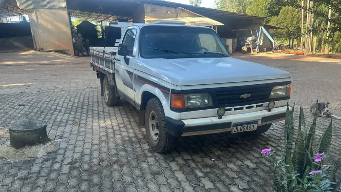 Chevrolet D-20 S / Luxe 3.9/4.0 Diesel 1994