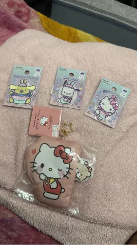 Chaveiro hello kitty+3 bordados sanrio