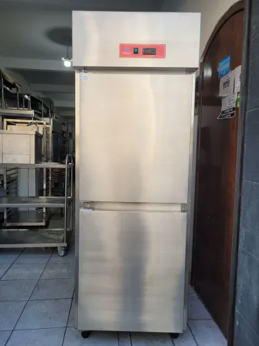 GELADEIRA INOX INDUSTRIAL.