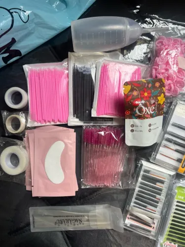 Material de cílios Lash