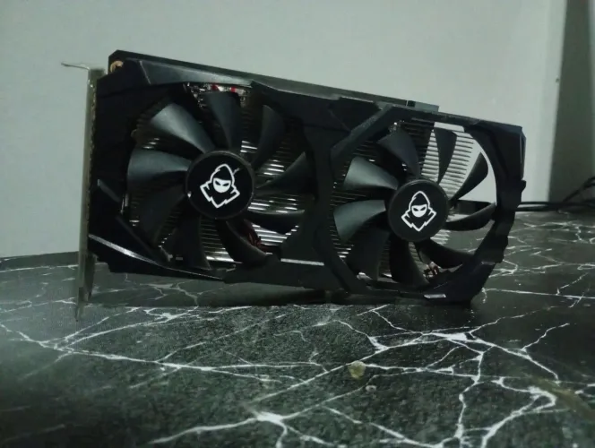 Vendo GTX 1650 com i5-2500 em ótimo estado + algumas sucatas.