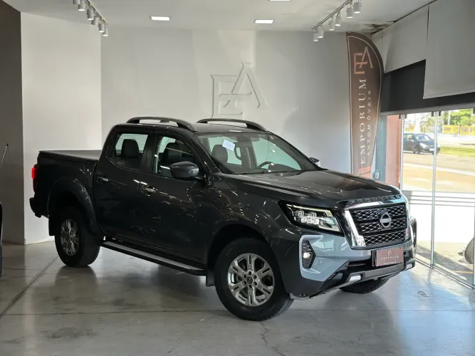 Nissan Frontier XE CD 4X4 2.3 Bi-TB Diesel Aut. 2024