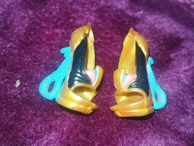Monster high nefera sapato