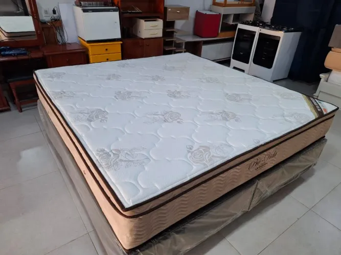 Cama box super king size 193 por 203 