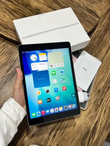 iPad Apple 9th Geração 10,2'' Wi-fi 64gb Prata