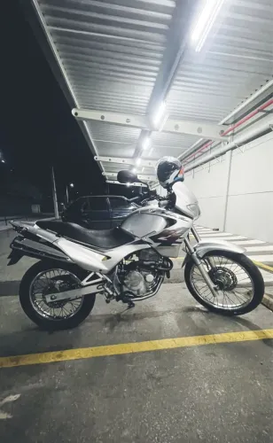 Honda Nx4 Falcon 400cc