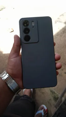 Vendo realme C 75 semi novo 