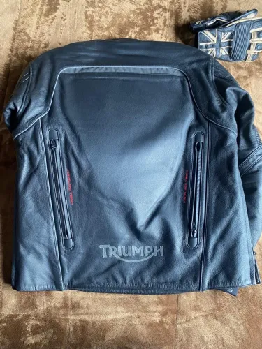 Macacão moto Triumph