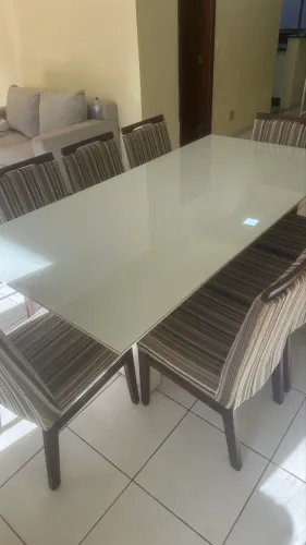Mesa 8 cadeiras 