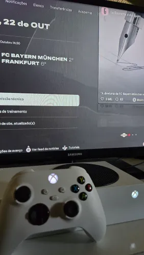 Vendo Xbox Series S branco 500GB