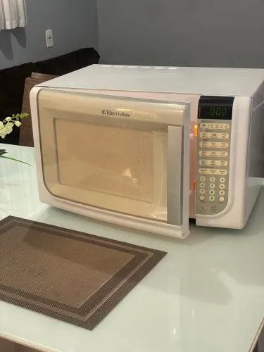 Microndas Electrolux funcionando perfeitamente 