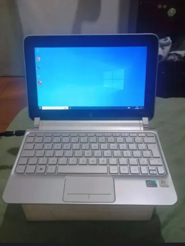 Netbook HP mini  2GB HD-320GB So pega no carregador <br>