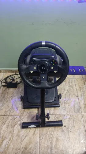 Volante Logitech G920 + cockpit