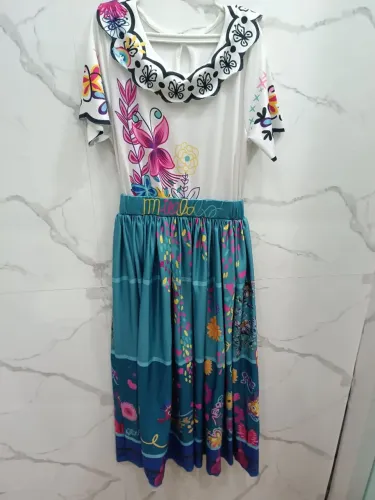 Vestido e acessórios da Mirabel do filme Encanto