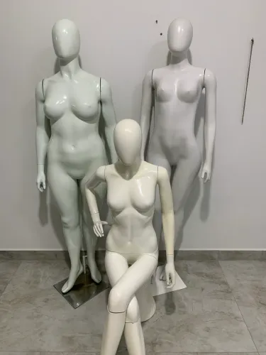 Manequim cabeça de ovo 