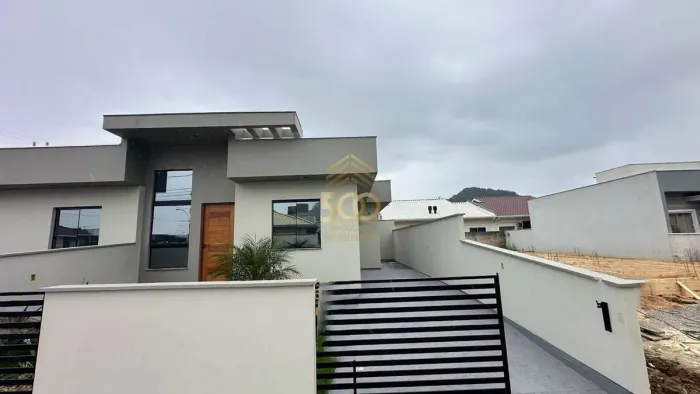 Residencial Casa - Venda - 112,00 (M²) de Área Total - 55,00 (M²) de Área Privativa - R$: