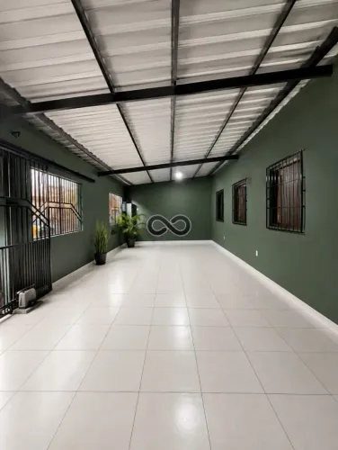 CASA À VENDA - NOVA ALEIXO, PRÓXIMO AO CHAPÉU GOIANO