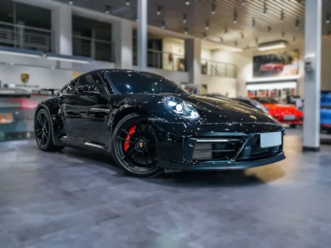 Porsche 911 Carrera 4 GTS Coupe 3.0 24V (991) 2024