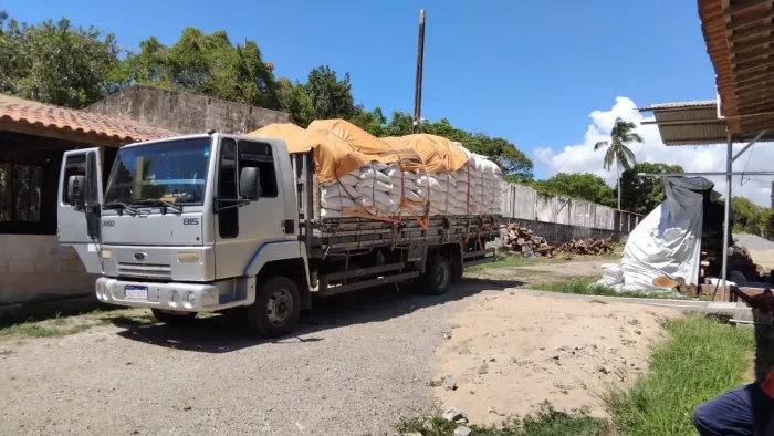 Ford cargo 815 