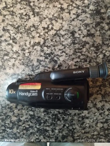 Sucata Filmadora Sony Handycam CCD-FX230BR - Para Peças ou Decoração".